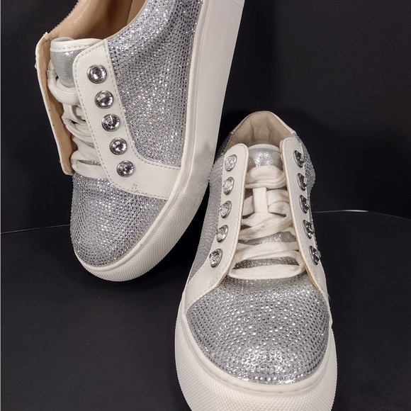 Alex Marie Silver and White High-Top Sneakers size 5 pre owned Exellent cond - Picture 6 of 10